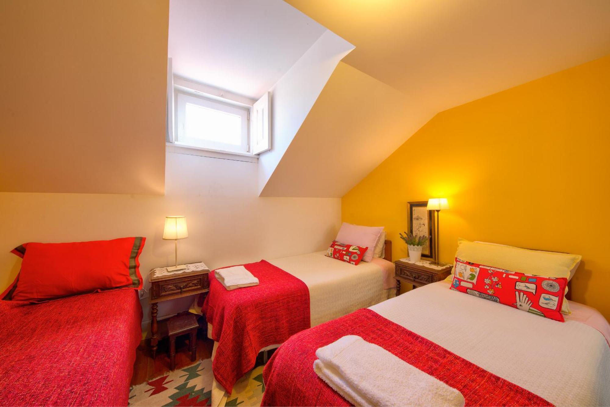 Adore Portugal Coimbra Guest House Buitenkant foto
