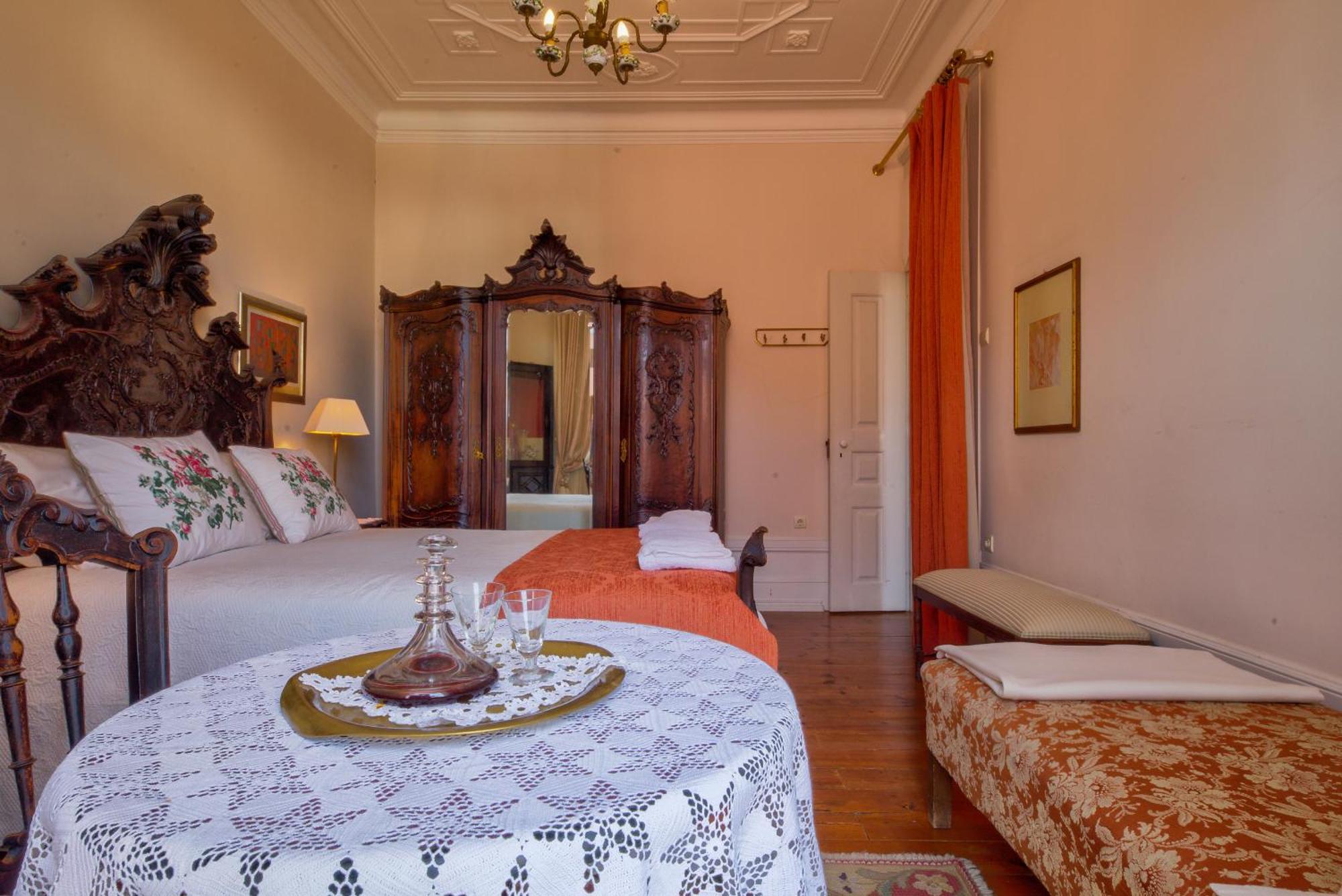 Adore Portugal Coimbra Guest House Buitenkant foto