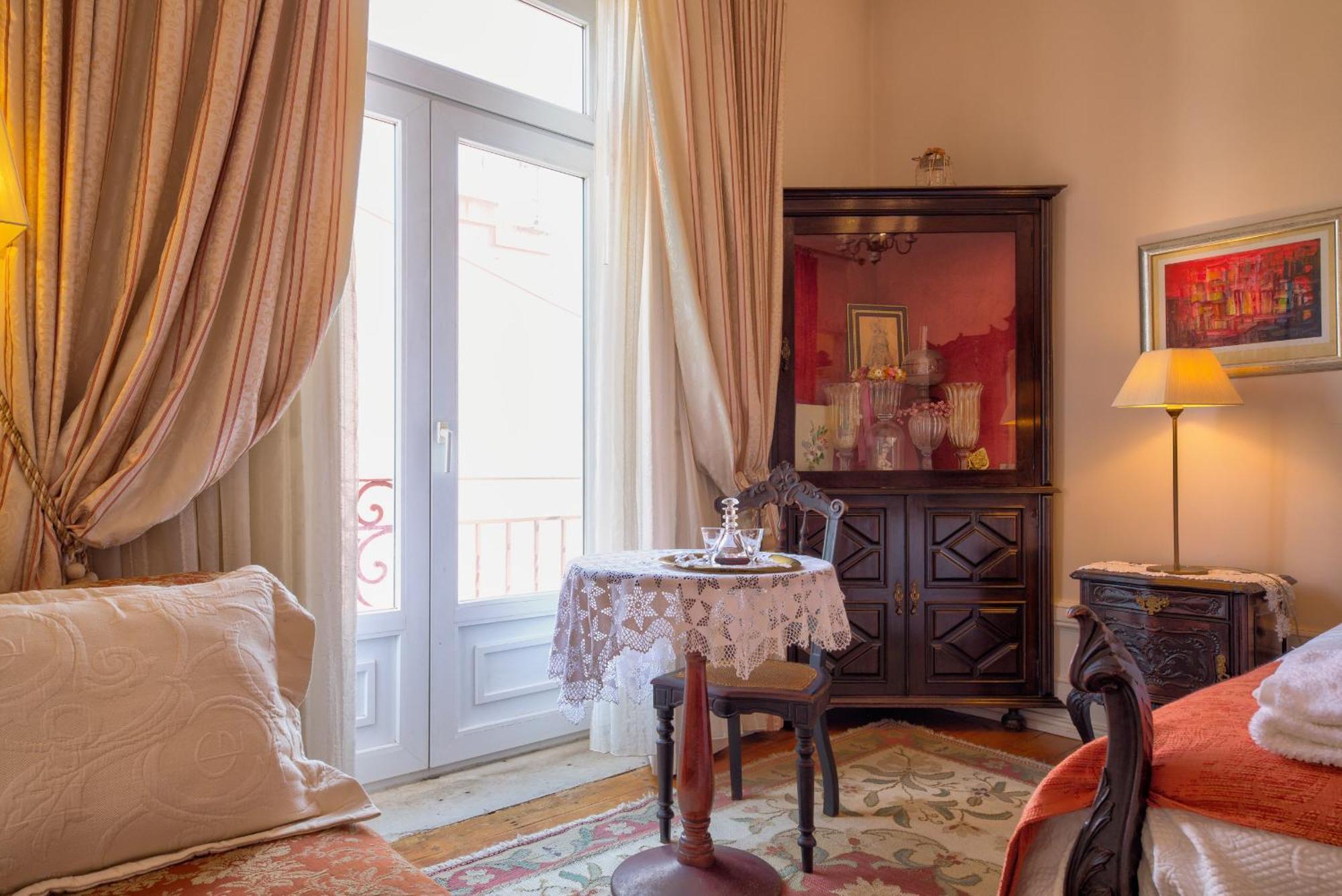 Adore Portugal Coimbra Guest House Buitenkant foto
